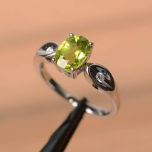 Matrimonio Anello Naturale Peridoto August Portafortuna Taglio Ovale Gemma Green - £46.13 GBP