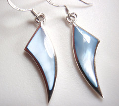 Blue Mother of Pearl Dangle Earrings 925 Sterling Silver Curved Claw-Shape - £11.26 GBP