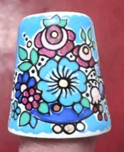 Stunning Floral Enamel Thimble Bright Blue Pink Flowers On White Arte - $28.22