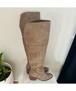 BP Luke Over The Knee Suede Boot, Olive Green, Zip Close, Size 9.5, NWOT - €68,23 EUR
