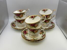 Set of 6 Royal Albert Bone China OLD COUNTRY ROSES Cups &amp; Saucers - $99.99