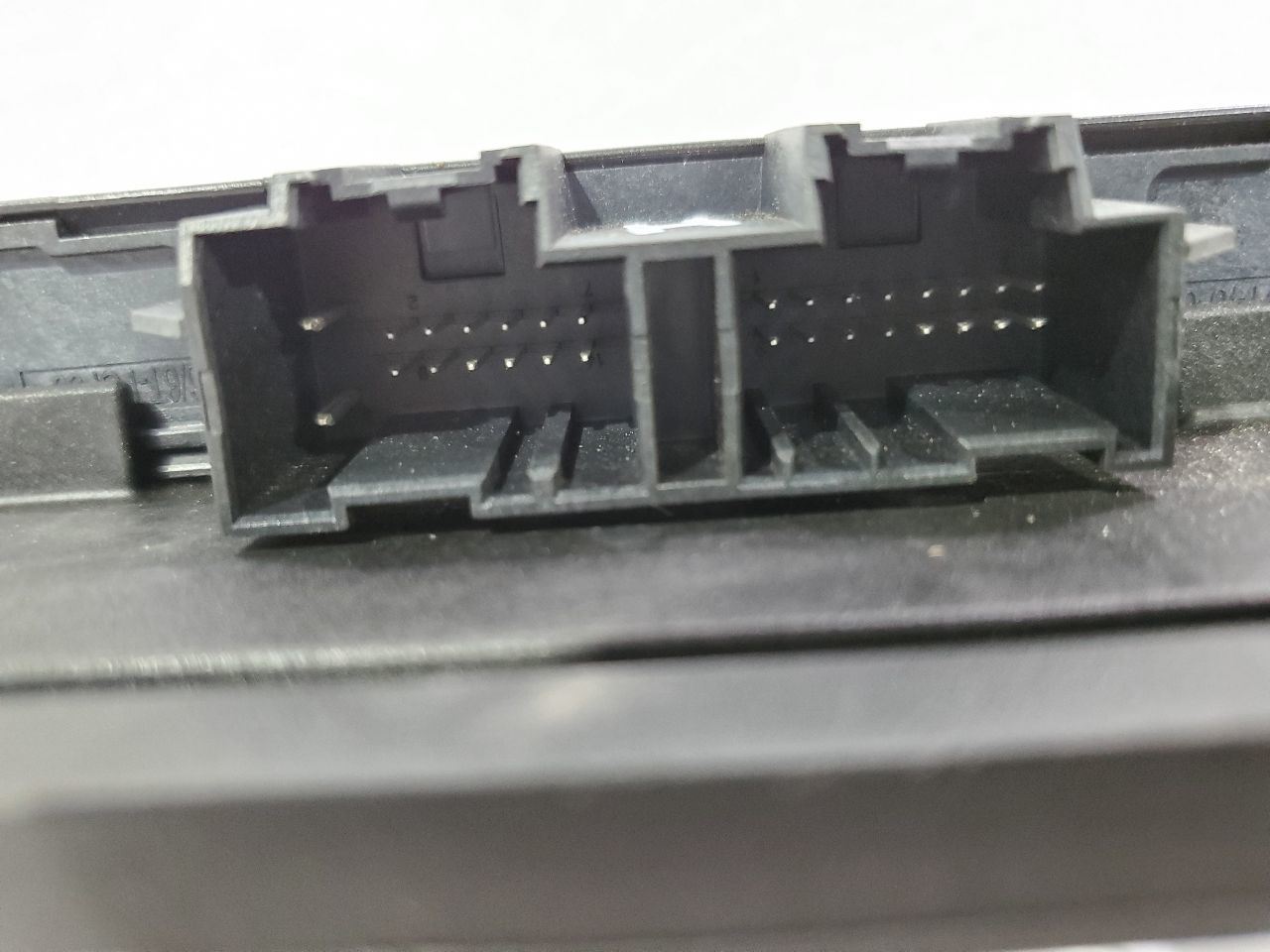2014 Cadillac XTS OEM Collison Avoidance Module 23162925 Item image 7
