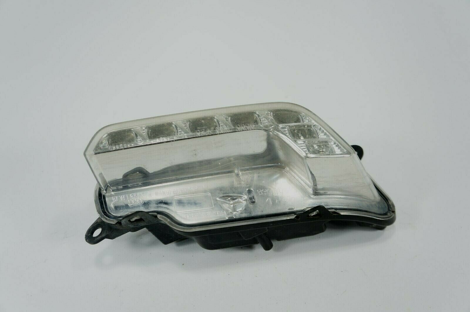 2010-2013 mercedes w212 e350 e550 front left driver bumper fog light lam... - $104.00