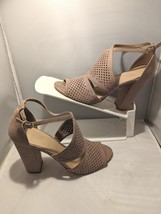 Charlotte Russe Marla B Chunky Heels Cut Out Design Tan Open Toe Women&#39;s Size 8 - £15.96 GBP