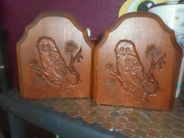 Owl Pair Bookends Holders MCM Wood Wooden Carved Metal Stands 7 1/8&quot; x 6 3/8&quot; - £18.01 GBP