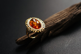 Extraordinary ring, large Baltic amber. 24 carat gold plated.  - £58.46 GBP