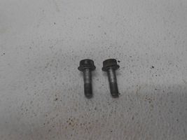 2013 Dodge Dart Rear Caliper Bolts Left Or Right - $556.66 MXN