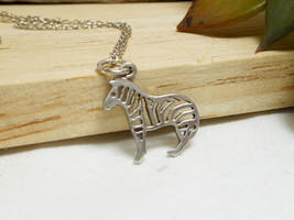 925 Silver Zebra Pendant Necklace, Unisex Animal Necklace, Silver Safari Gifts   - £22.82 GBP