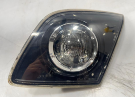 2004 THRU 2009 MAZDA 3 RIGHT REAR INNER TAIL LIGHT GENUINE OEM USED PART - $459.27 MXN