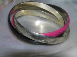 Estate Black Fuschia Pink Enamel &amp; SIlvertone Interlocking Bangle Bracelet – - £7.49 GBP