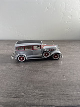 Vintage Anson Prestige Edition 1931 Peerless Sedan Car 1:18 - $16.89