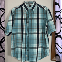 Roundtree and Yorke large plaid button down, short sleeve shirt, size me... - $10.78