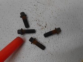 2004 GMC Yukon Rear Sway Bar Bushing Clamp Bolts Set of Four 4 - $36.99