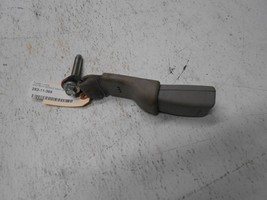 2006 Toyota Tundra 2nd Row Middle Seat Belt Buckle With Bolts - £60.17 GBP