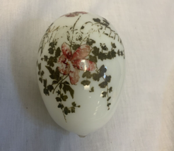 Vintage 4” Victorian Milk Glass Large Egg ‘Easter Greeting’ - £17.58 GBP