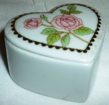 VINTAGE PORCELAIN ROMAN INC. RRR HEART SHAPED TRINKET BOX PILL &#39;GOD BLES... - $111.83 MXN