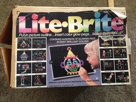 Vtg 1987 Lite Brite in Box- Kmart 25th Anniversary- includes outlines and pegs - £53.40 GBP