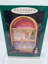 Hallmark Keepsake Nutcracker Ballet Display Stage &amp; Clara #1 Christmas Ornament - £11.35 GBP