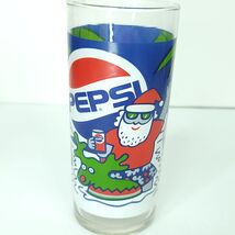 Vintage Christmas Pepsi Glass Tropical Santa Beach Reindeer Floaties Red... - €13,00 EUR