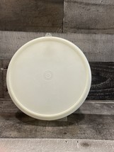 Tupperware Bowl 272-13 With Tupper Seal Lid  Vintage - £10.40 GBP