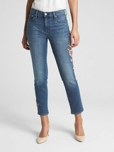 Gap Mid Rise Best Girlfriend Jeans with Embroidery, size 32, NWT - £39.96 GBP