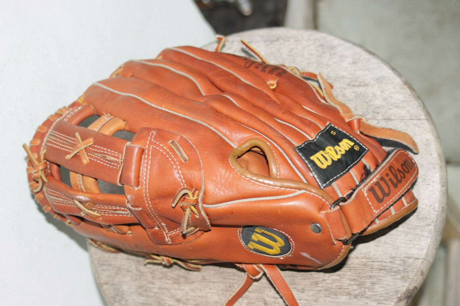 Wilson leather glove left handed Kevin McReynolds Signature Model A2122 - $60.00