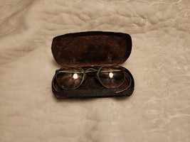 Vintage Wire Rim Glasses In Original Case - £23.50 GBP