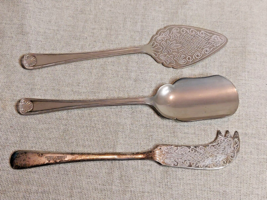 Vintage Silver Plated Sheffield Decorative Cheese Cutting 3 Piece Set - $25.98