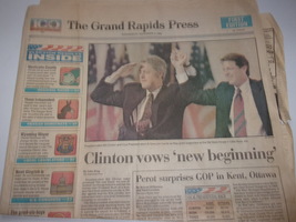 Vintage Grand Rapids Press Sept 1992 Clinton Vows New Beginning - $2.99