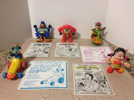 Looney Toons (Daffy,Taz and Petunia )and 2 Yo Yogi Dolls Happy Meal Toys - £29.93 GBP