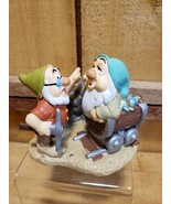 Disney Store Seven Dwarfs Lil Classics 3&quot; PVC CE#504 &quot;Mine Train&quot; Retire... - $386.02 MXN