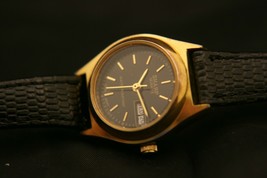 Stunning classic gold on black Sharp Ladies&#39; dress quartz day &amp; date wristwatch - £19.46 GBP