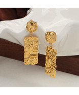 18K Gold Fashionable Simple Pleated Texture Design Earrings - $30.00