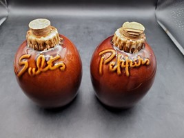 Vintage HULL Pottery Salt &amp; Pepper Shakers Brown Drip Glaze Oven Proof USA - £7.62 GBP