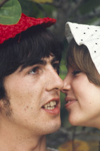 The Beatles George Harrison Patti Boyd Close-up 24x18 Poster - £19.17 GBP