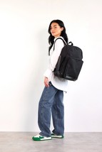BÉIS &#39;The Backpack&#39; in Black Canvas Leather Black Carry - $1,662.06 MXN
