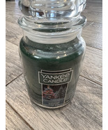 Yankee Candle MAGICAL FROSTED FOREST Large Jar 22 Oz Green Winter Christ... - $666.76 MXN