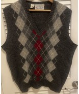 Vintage Men&#39;s Scottish Shetland 100% Wool Sweater Vest Made in England - $39.66 CAD