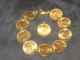 7.5&quot; Egyptian Egypt Gold Vintage Tut Desert Pyramid Coin Bracelet Pendant Set - £15.10 GBP