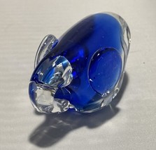 Art Glass Elephant Cobalt Blue &amp; Clear Hand blown Figurine Paper Weight - £9.63 GBP