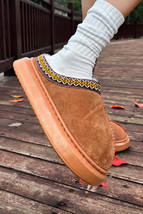 Chestnut Contrast Edge Suede Plush Lined Thick Sole Winter Slippers - $185.40 MXN