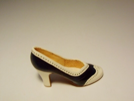 Just The Right Shoe Spectator This Miniature Shoe 2000 Style 25112 Raine... - $9.99