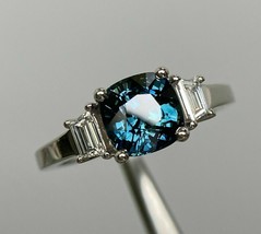 14k White Gold Plated 2.5CT Cushion Lab-Created Blue Topaz Three-Stone Gift Ring - £49.07 GBP
