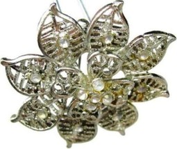 Floral Flower Rhinestone Brooch Pin Silver Tone Costume Vintage Round Detail - £15.12 GBP