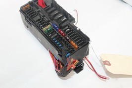 2006-2008 BMW 750i E65 TRUNK FUSE RELAY BOX J7512 image 3