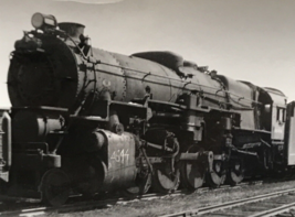 Soo Line Railroad M St P&amp;Ssm Soo Slrr #594 Caboose Train B&amp;W Photo - £9.53 GBP