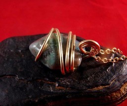 AJOITE PENDANT IN QUARTZ, SHATTUCKITE, CHRYSOCOLLA MERLIN&#39;S GOLD #551 - $44.44