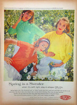 Vintage 1958 Dupont Spring Is A Sweater Print  Ad 3 Women In Dasiy Field - £4.31 GBP