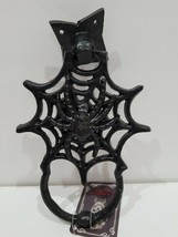 Halloween Gothic Cast Iron Spider Web Wall Door Knocker Decor  - $553.42 MXN