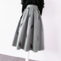 Black Pleated Midi Skirt Outfit Women Plus Size Winter Woolen Midi Skirt image 13